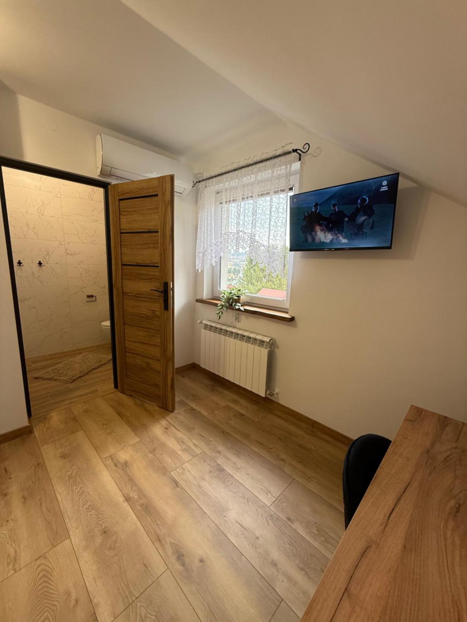 Apartament Z Tarasem I Pokoje Klimatyzowane -Drozdowka Solina ソリナ エクステリア 写真