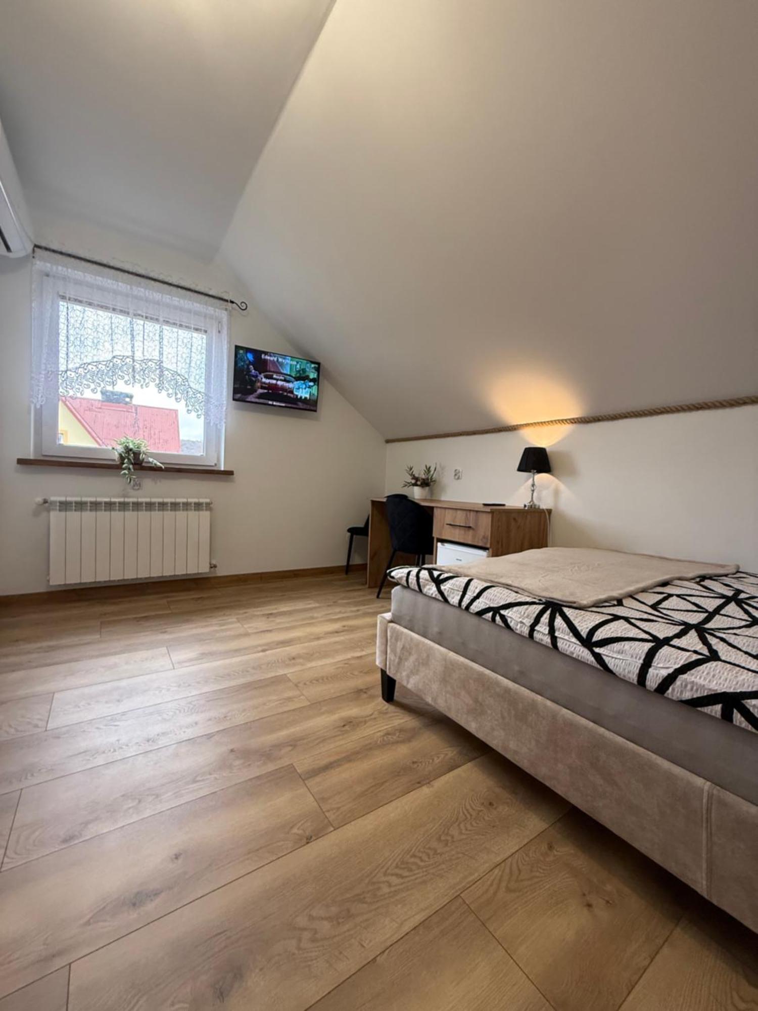 Apartament Z Tarasem I Pokoje Klimatyzowane -Drozdowka Solina ソリナ エクステリア 写真