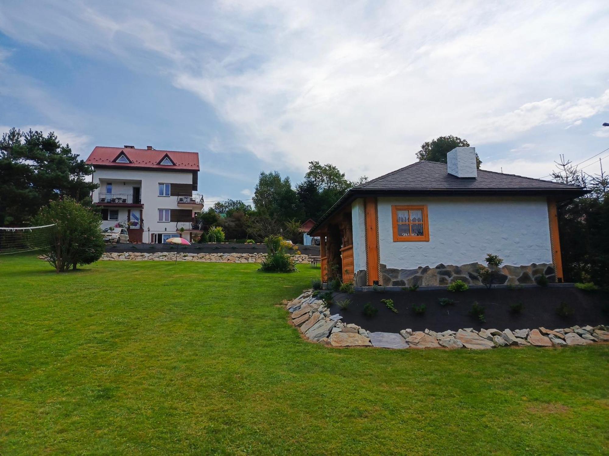 Apartament Z Tarasem I Pokoje Klimatyzowane -Drozdowka Solina ソリナ エクステリア 写真