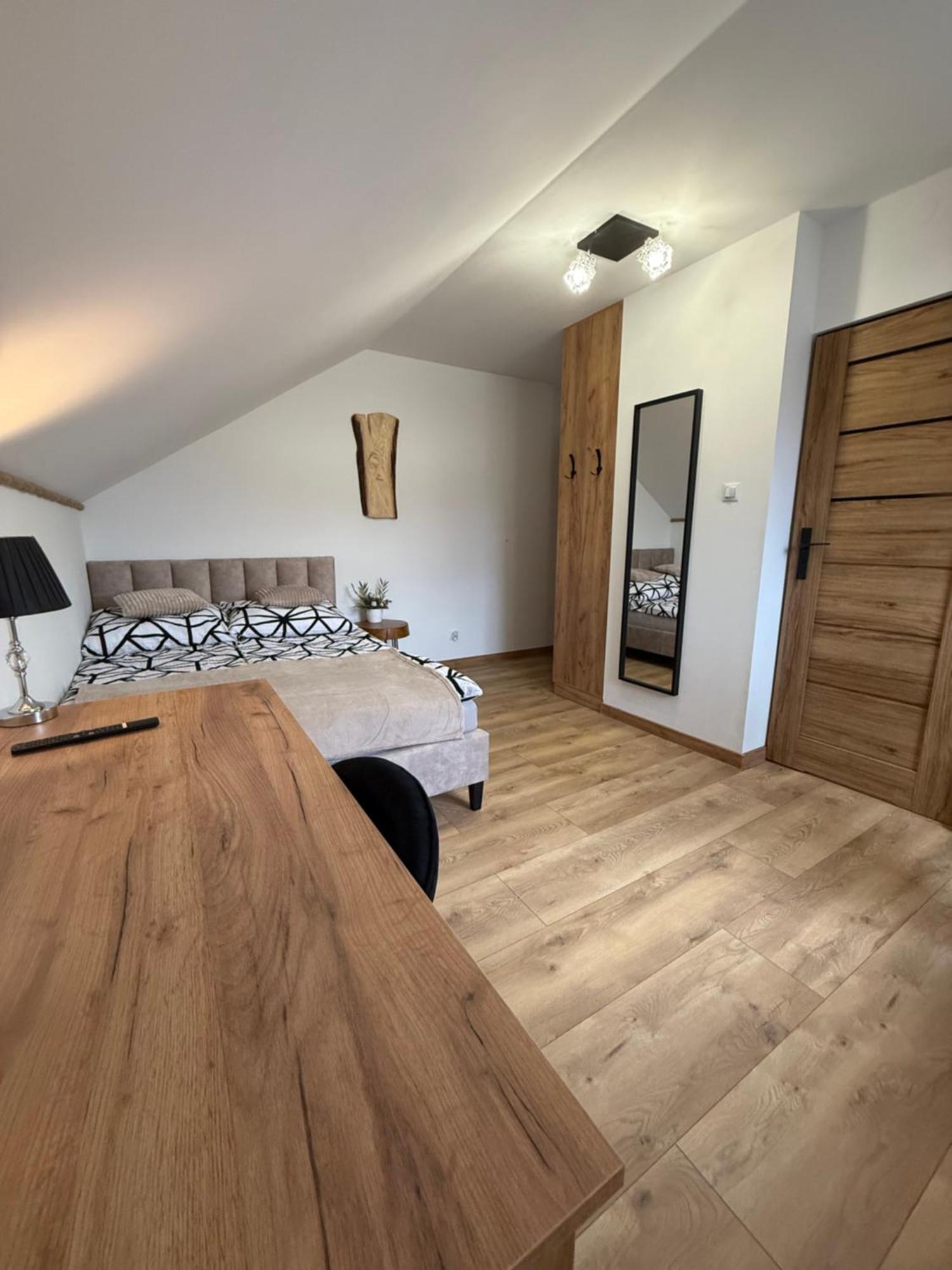 Apartament Z Tarasem I Pokoje Klimatyzowane -Drozdowka Solina ソリナ エクステリア 写真
