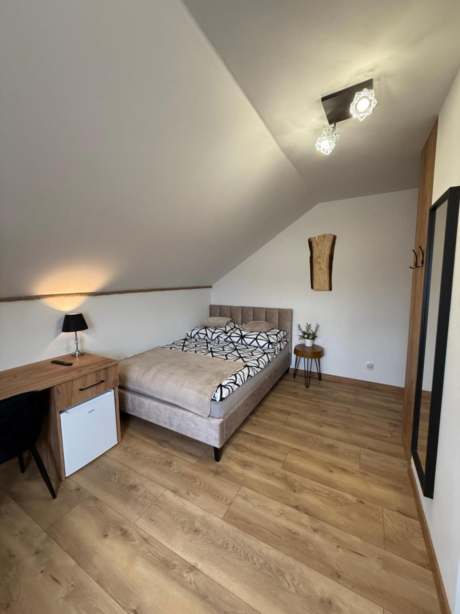 Apartament Z Tarasem I Pokoje Klimatyzowane -Drozdowka Solina ソリナ エクステリア 写真