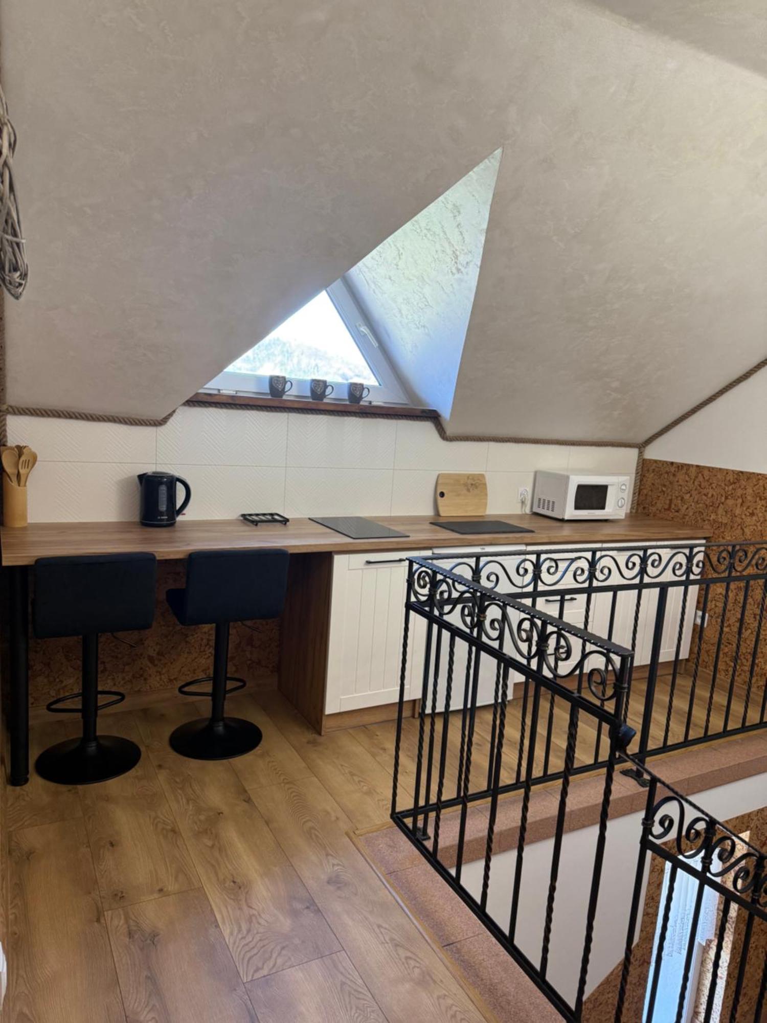 Apartament Z Tarasem I Pokoje Klimatyzowane -Drozdowka Solina ソリナ エクステリア 写真